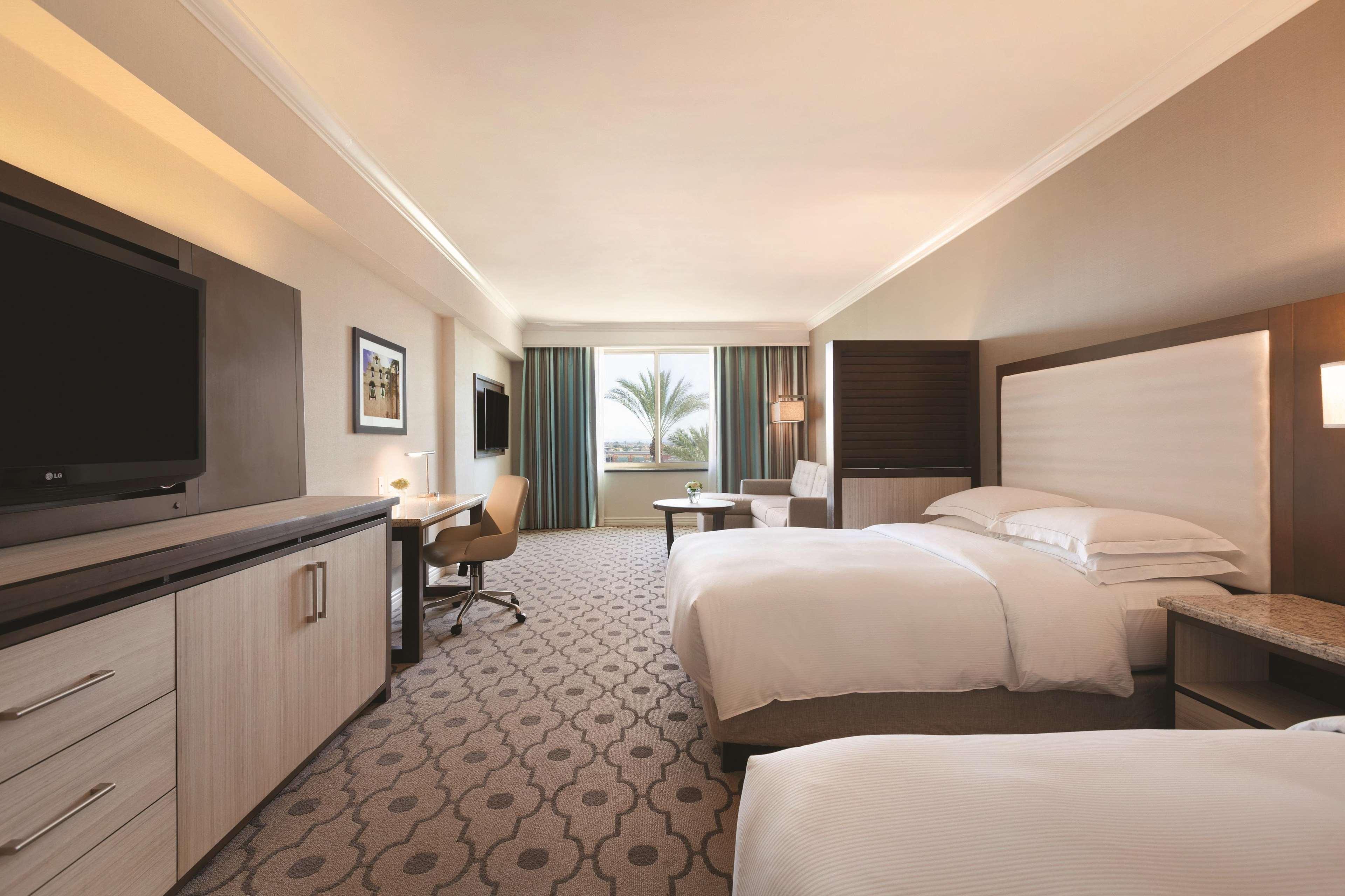 Hilton Los Angeles/San Gabriel Ngoại thất bức ảnh
