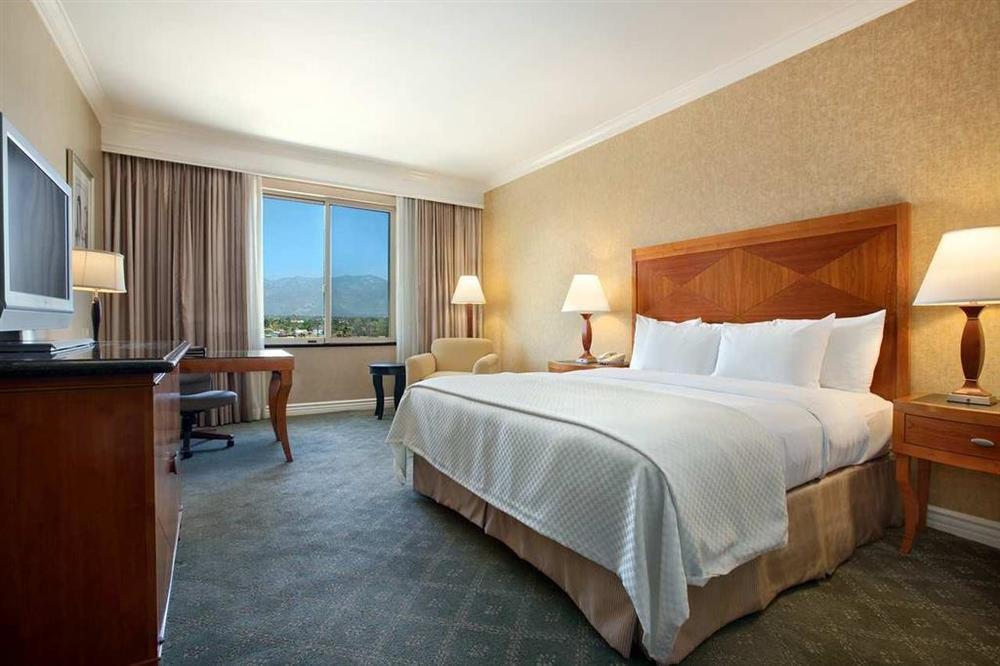Hilton Los Angeles/San Gabriel Phòng bức ảnh