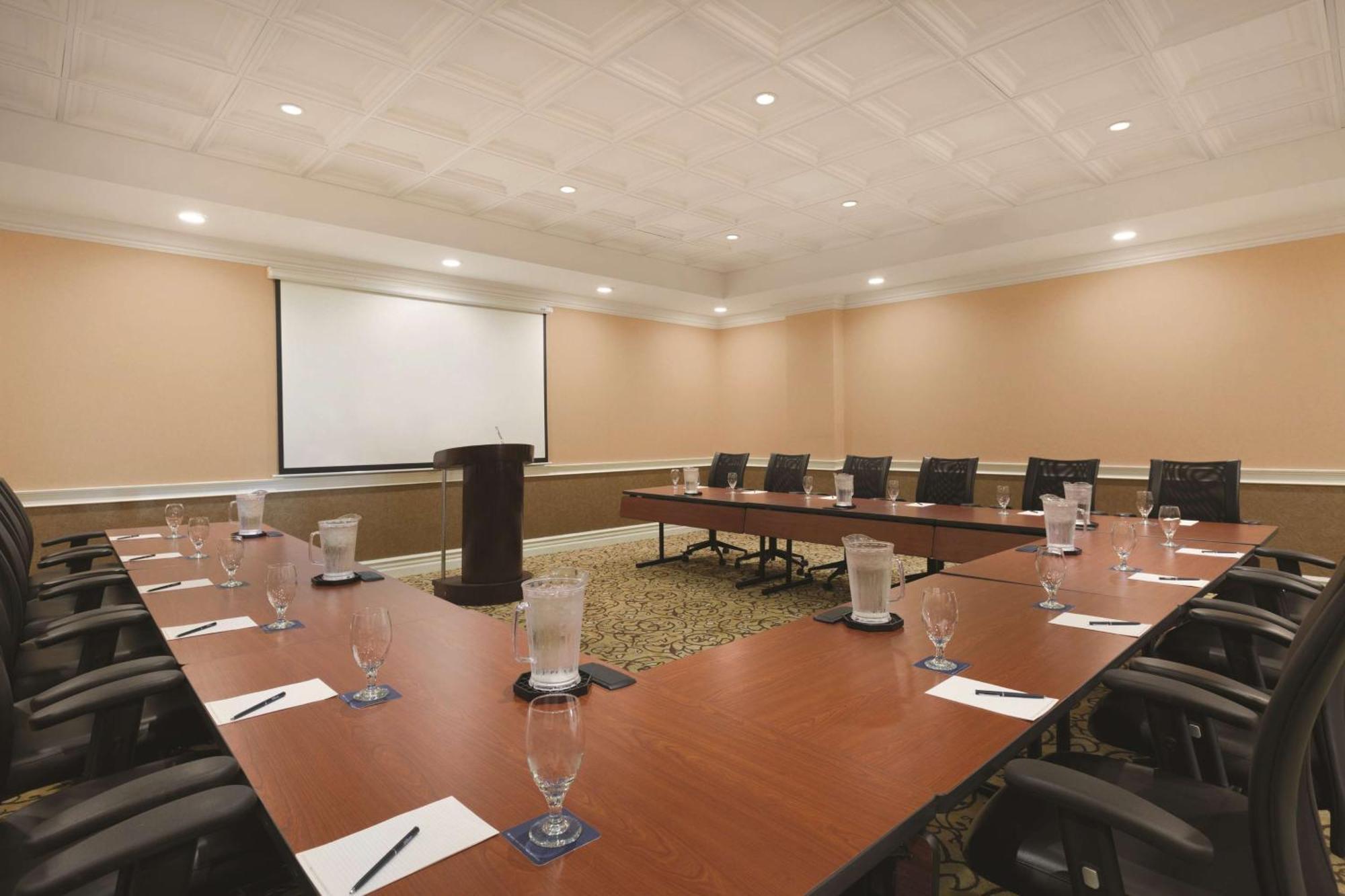 Hilton Los Angeles/San Gabriel Ngoại thất bức ảnh