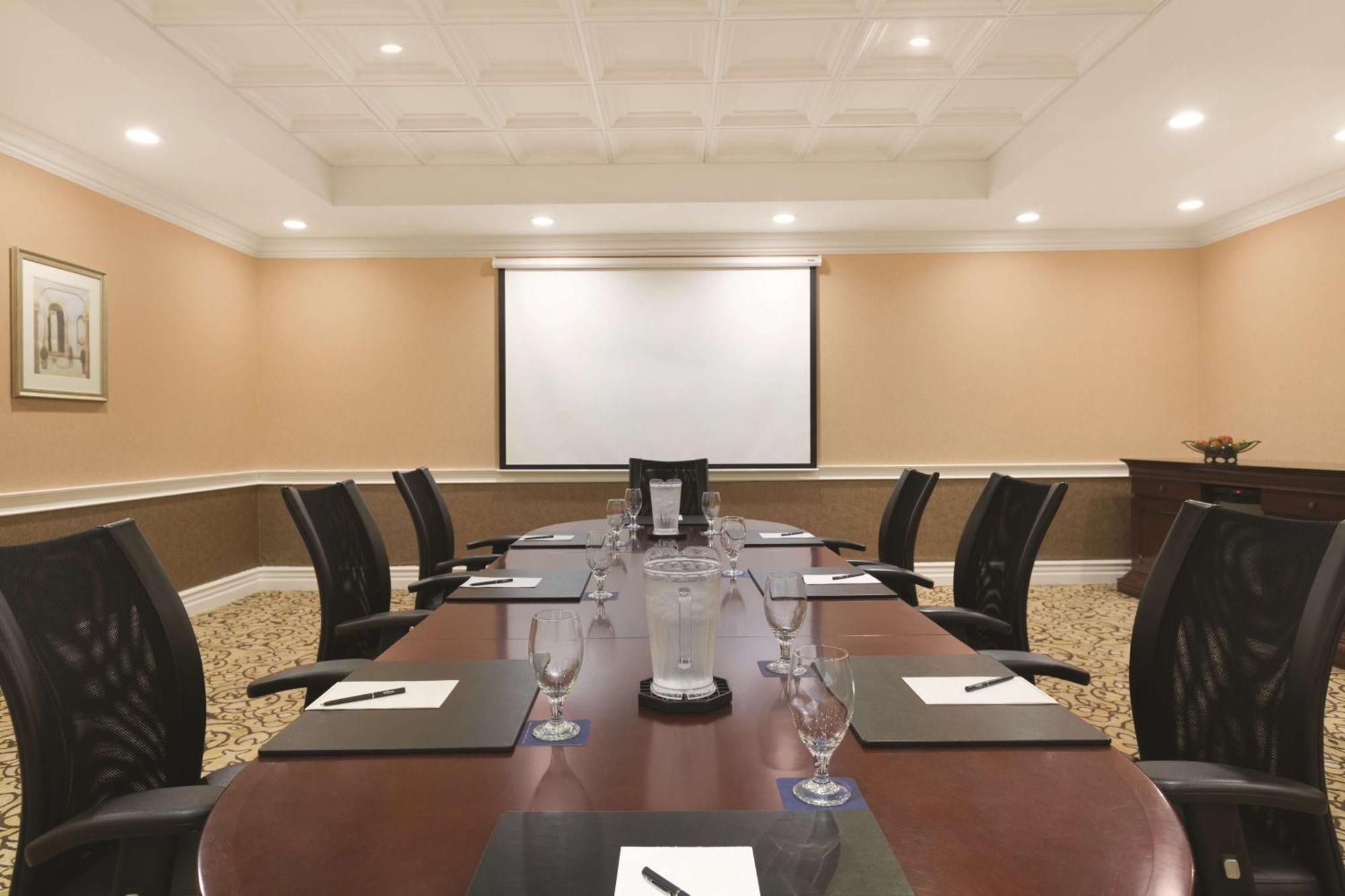 Hilton Los Angeles/San Gabriel Ngoại thất bức ảnh